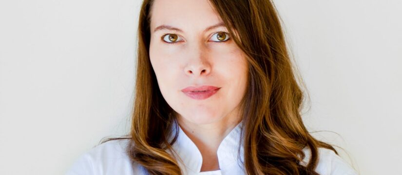 Dr. Alina Mihailescu - medic specialist dermato-venerolog